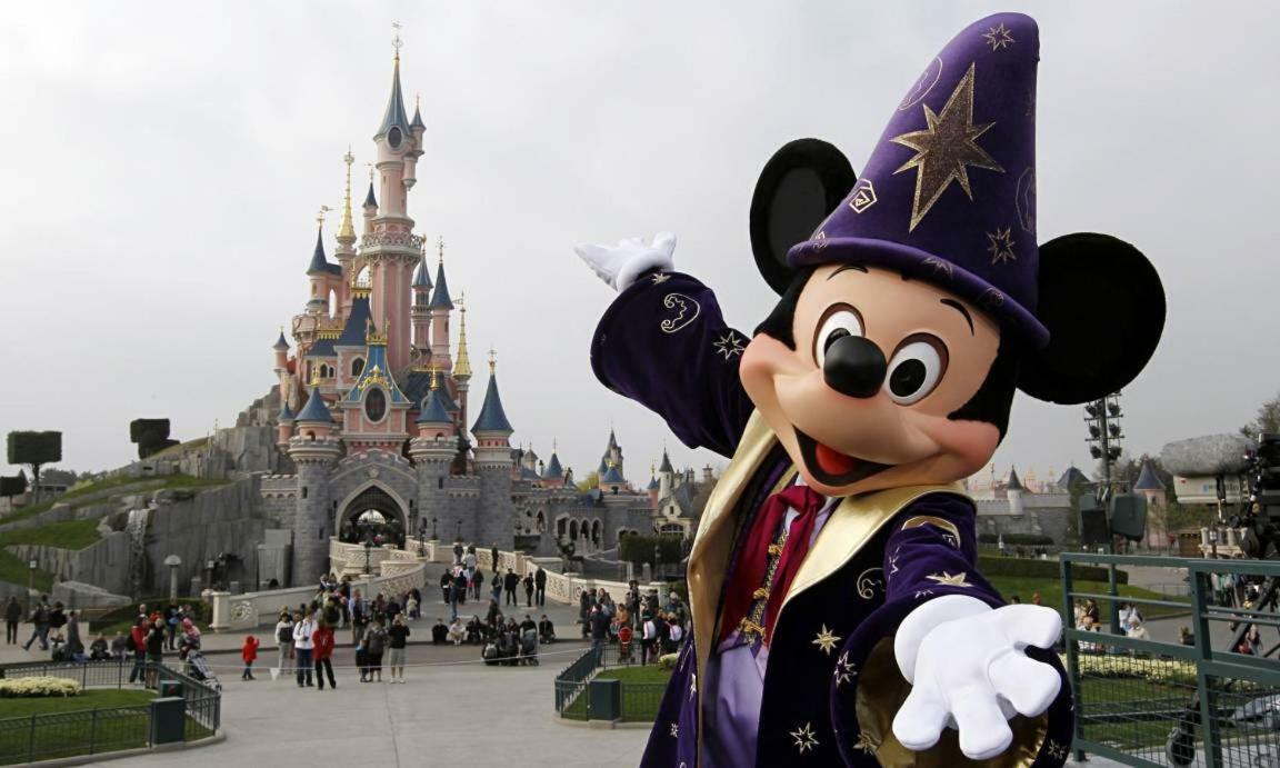 Charmant Village Proche Disneyland & Paris クレシー・ラ・シャペル エクステリア 写真